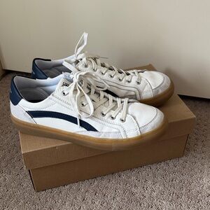 Nothing New Women's White and Navy Saga One Sneakers